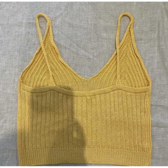 Lot of Two Ribbed knit crop cami - Picture 8 of 8